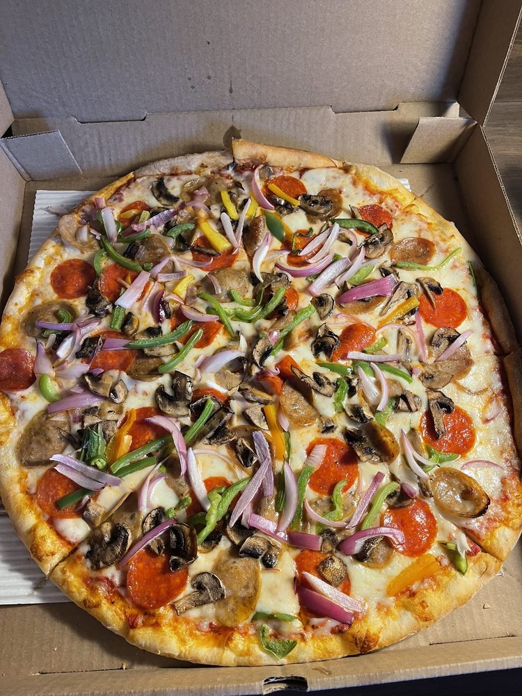 THE BROTHERS PIZZA & GRILL Updated October 2024 44 Photos & 58