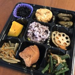 Kaiser Ptsa Farmers Market - Teruya's Andagi bento. Vegetarian dishes plus one of their andagi.