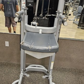 LA Fitness - That should not be allowed at a gym charging $40+ a month. - Gyms Near Me - Boca Raton, Florida LA Fitness - That should not be allowed at a gym charging $40+ a month. - Gyms Near Me - Boca Raton, Florida