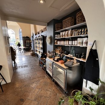 Folktale Winery - Wineries Near Me - Carmel, California