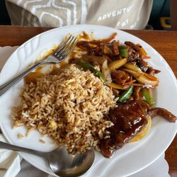 Mah Jong Chinese Restaurant - Szechuan Pork