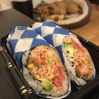 Teaus Sushi Burrito - Happy Tuna Burrito - Sushi Bars Near Me - Flushing, New York Teaus Sushi Burrito - Happy Tuna Burrito - Sushi Bars Near Me - Flushing, New York