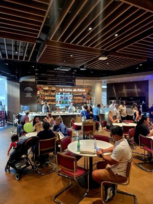 Eataly - Aventura by null