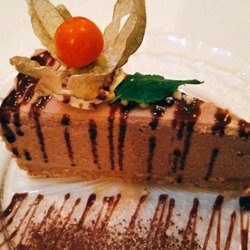 Tarantino - Chocolate and pistachio cheesecake.