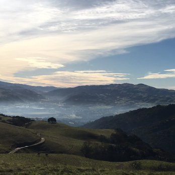 Pleasanton Ridge Regional Park - Parks Near Me - Pleasanton, California