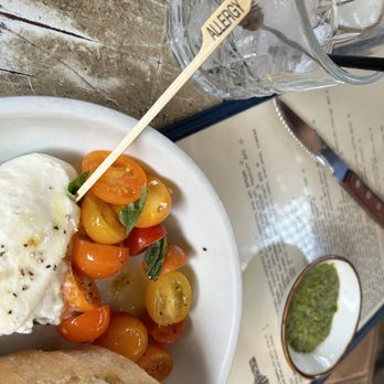 Bacari W 3rd - Burrata Caprese - Breakfast & Brunch Near Me - Los Angeles, California Bacari W 3rd - Burrata Caprese - Breakfast & Brunch Near Me - Los Angeles, California