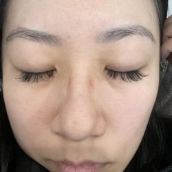 Unique Beauty Salon - Eyelashes after a day. Missing huge chunks