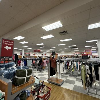 TJ Maxx - Department Stores Near Me - Wayne, Pennsylvania