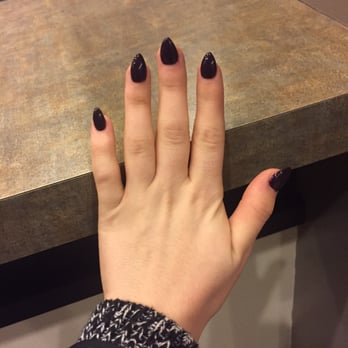 Comfort Nails - Nail Salons Near Me - Toronto, Ontario