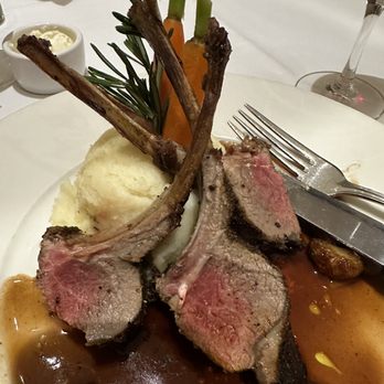 Bistango in Irvine - Lamb ribs with mashed potatoes and artfully displayed carrots. - American Near Me - Irvine, California Bistango in Irvine - Lamb ribs with mashed potatoes and artfully displayed carrots. - American Near Me - Irvine, California