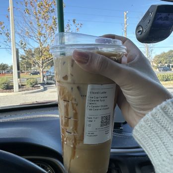 Starbucks - Coffee & Tea Near Me - Kissimmee, Florida