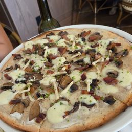 Funghi Pizza Funghi Pizza