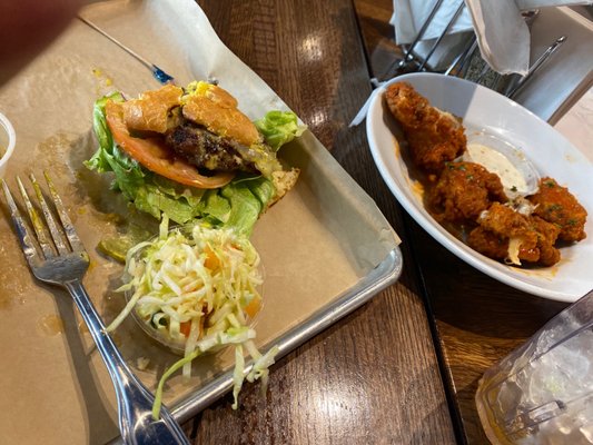 Ozzy's Grill & Cafe by null