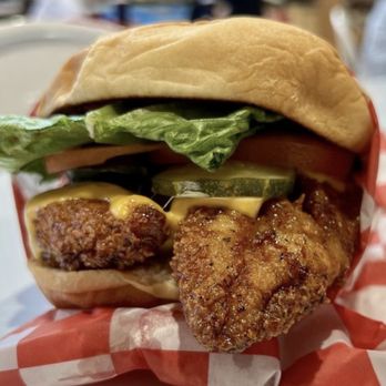 Bird House - Spicy Chicken OMG with a date shake - Chicken Shop Near Me - Nipton, California Bird House - Spicy Chicken OMG with a date shake - Chicken Shop Near Me - Nipton, California