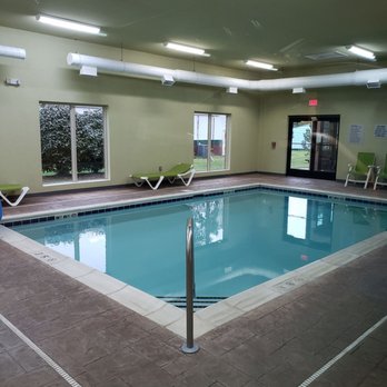 Country View Inn & Suites - Pool area - Hotels Near Me - Robinson, Illinois