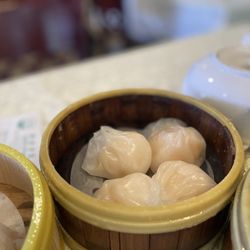 New Port Restaurant - Steamed crab meat dumplings