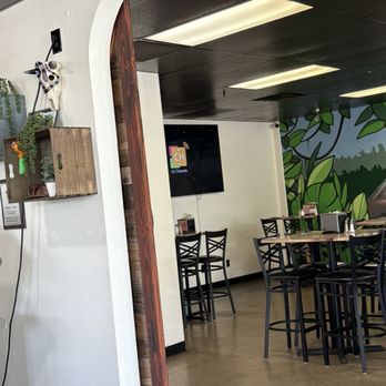 Daddy's Tacos NV - Dining area - Food Trucks Near Me - Reno, Nevada