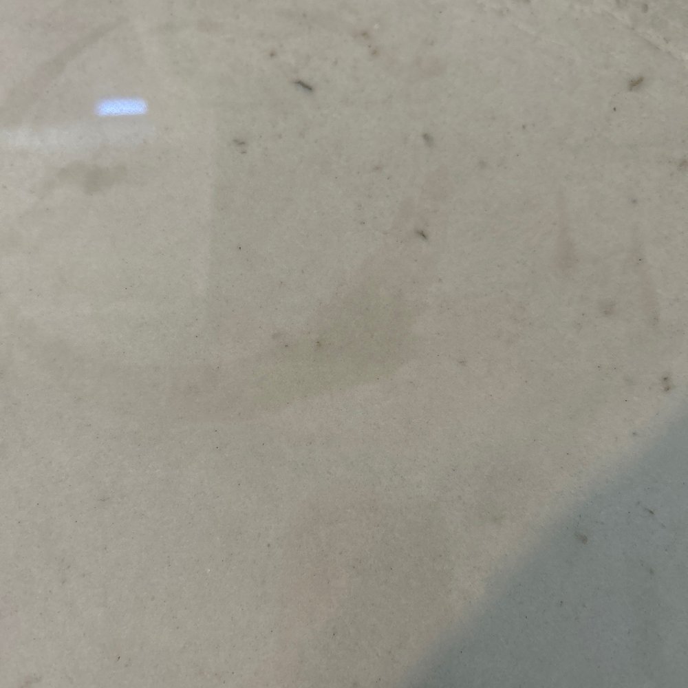 Round stain Round stain