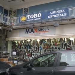Max Shoes
