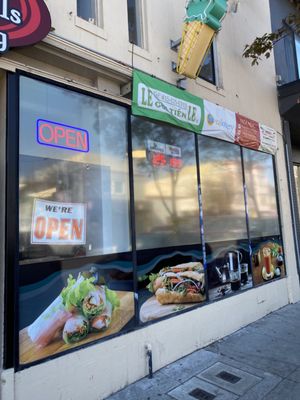 Banh Mi & Rolls by null
