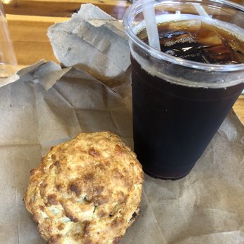 Backyard Coffeehouse & Eatery - Coffee & Tea Near Me - Ogunquit, Maine