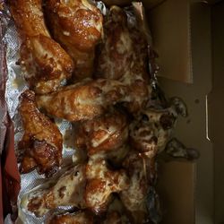Sammy's Pizza - Garlic Parmesan wings
