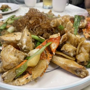 Asian Pearl Kitchen - Dungeness crab - Dim Sum Near Me - Richmond, California