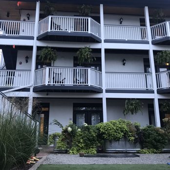 ARRIVE Wilmington - Hotels Near Me - Wilmington, North Carolina