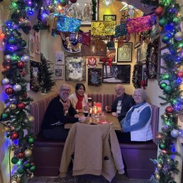 San Patricio - table in a nook San Patricio - table in a nook