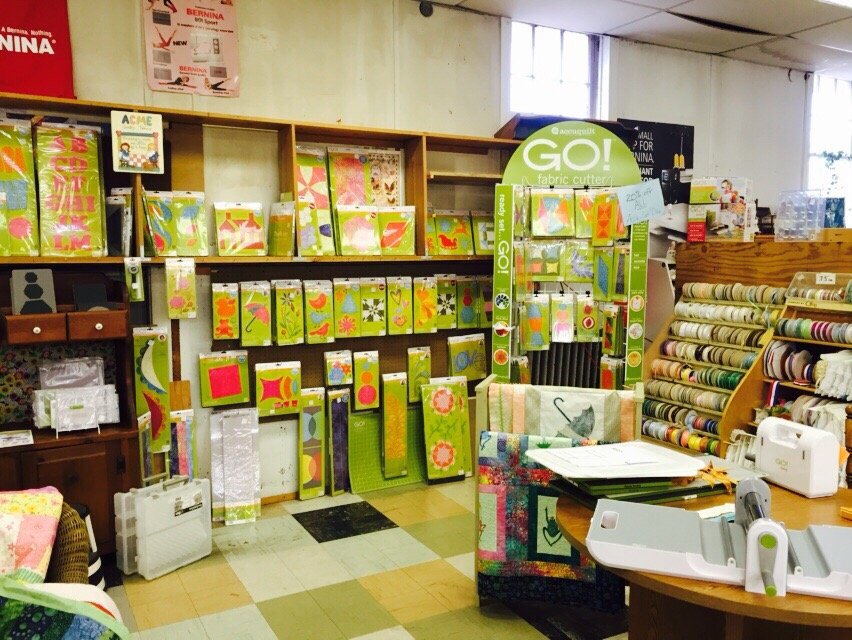 ACME COUNTRY FABRICS Updated August 2024 16 Photos 24 Newark