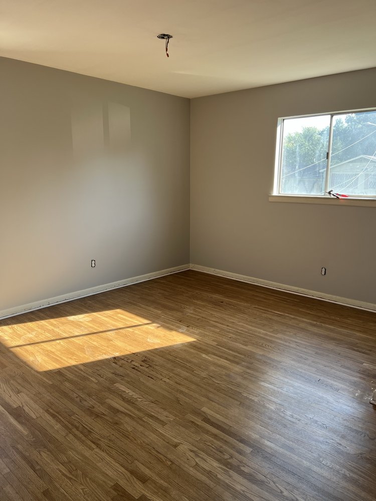 Slide of Royal Roof & Renovations