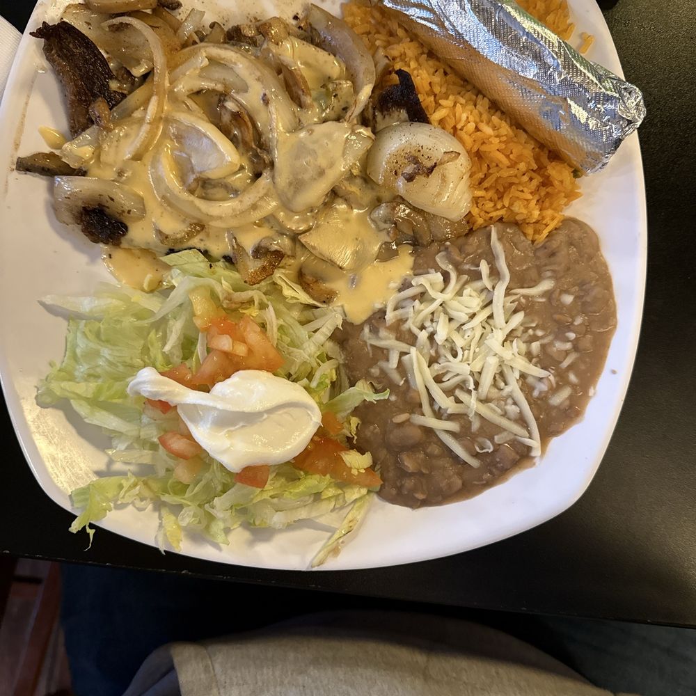 Arandas 3 - Steak Feliz - Mexican Near Me - Wapello, Iowa