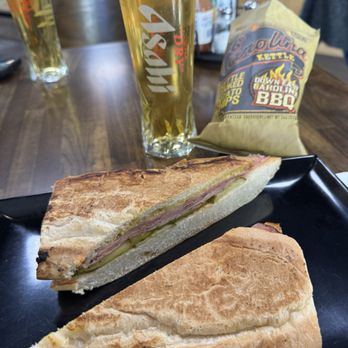 Alba Bistro - Sandwich, chips and beer - Sushi Bars Near Me - York, South Carolina