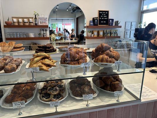 Lucía - Patisserie+Café by null