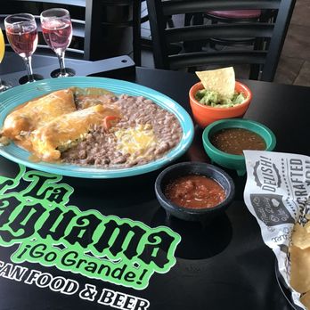La Caguama - Chile rellenos, mimosa flight - Mexican Near Me - Yucca Valley, California La Caguama - Chile rellenos, mimosa flight - Mexican Near Me - Yucca Valley, California