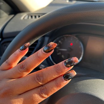 FAB Nail Bar - Broken nail - Nail Salons Near Me - Dallas, Texas FAB Nail Bar - Broken nail - Nail Salons Near Me - Dallas, Texas