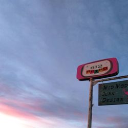812 Retro - New Signs