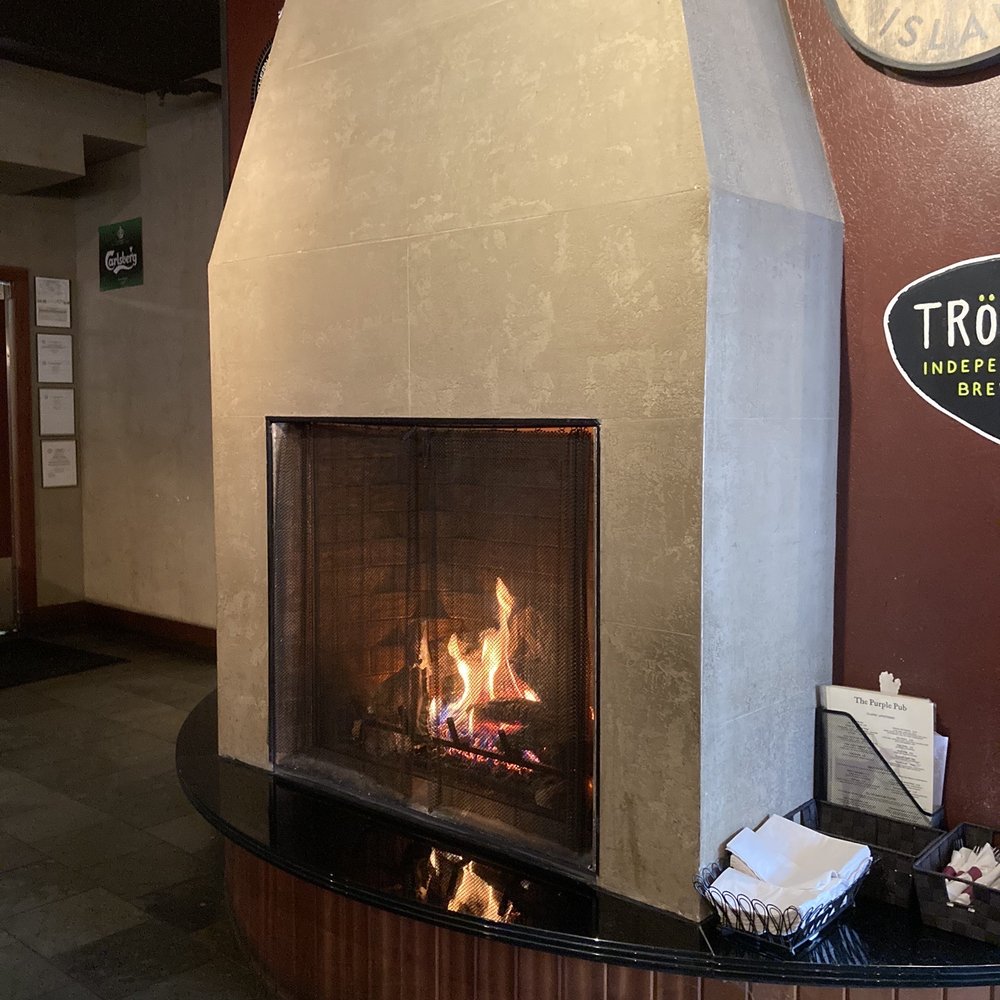 The Purple Pub - a fireplace in a restaurant - Pubs Near Me - Williamstown, Massachusetts The Purple Pub - a fireplace in a restaurant - Pubs Near Me - Williamstown, Massachusetts
