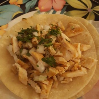 El Rey del Taco Deli - Chicken taco. - Mexican Near Me - Woodside, New York