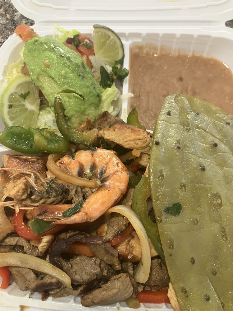 Food from El Mexicano