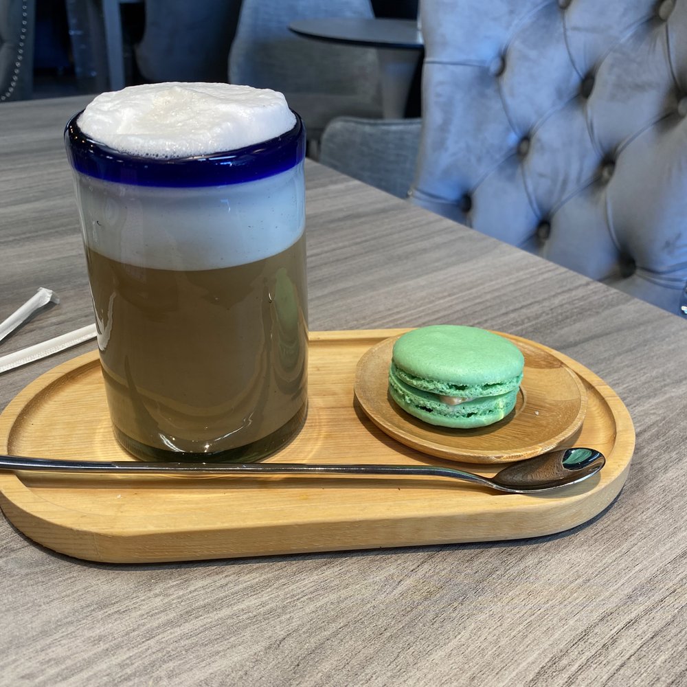 Flourish Cafe - Lovely vanilla latte and macaron - Cafes Near Me - Holland, Pennsylvania Flourish Cafe - Lovely vanilla latte and macaron - Cafes Near Me - Holland, Pennsylvania