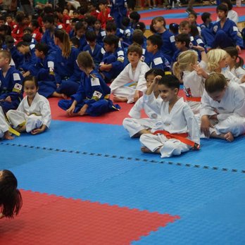 IL-DO Taekwondo Association - Raul with friends - Taekwondo Near Me - Irvine, California IL-DO Taekwondo Association - Raul with friends - Taekwondo Near Me - Irvine, California