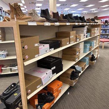 Famous Footwear - 1.18.2025 - Accessories Near Me - Carlsbad, New Mexico Famous Footwear - 1.18.2025 - Accessories Near Me - Carlsbad, New Mexico