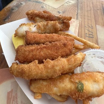 Deckhand Dave's Fish Tacos - Variety Fish and Chips - Food Trucks Near Me - Juneau, Alaska Deckhand Dave's Fish Tacos - Variety Fish and Chips - Food Trucks Near Me - Juneau, Alaska