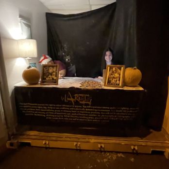 Haunted Plantation - The lovely Angelina with a friendly hiding co-cashier - Haunted Houses Near Me - Waipahu, Hawaii Haunted Plantation - The lovely Angelina with a friendly hiding co-cashier - Haunted Houses Near Me - Waipahu, Hawaii