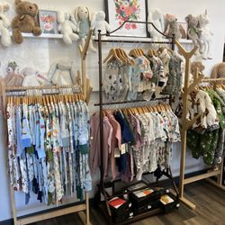 Hank and Sylvie's - Baby clothes selection