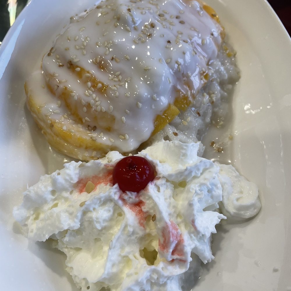 KC Thai - Sweet Sticky Rice Mango - Thai Near Me - Overland Park, Kansas KC Thai - Sweet Sticky Rice Mango - Thai Near Me - Overland Park, Kansas