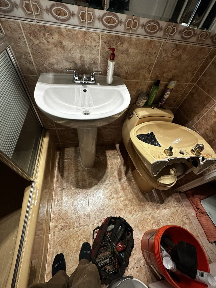 Slide of Harolds Plumbing and Heating