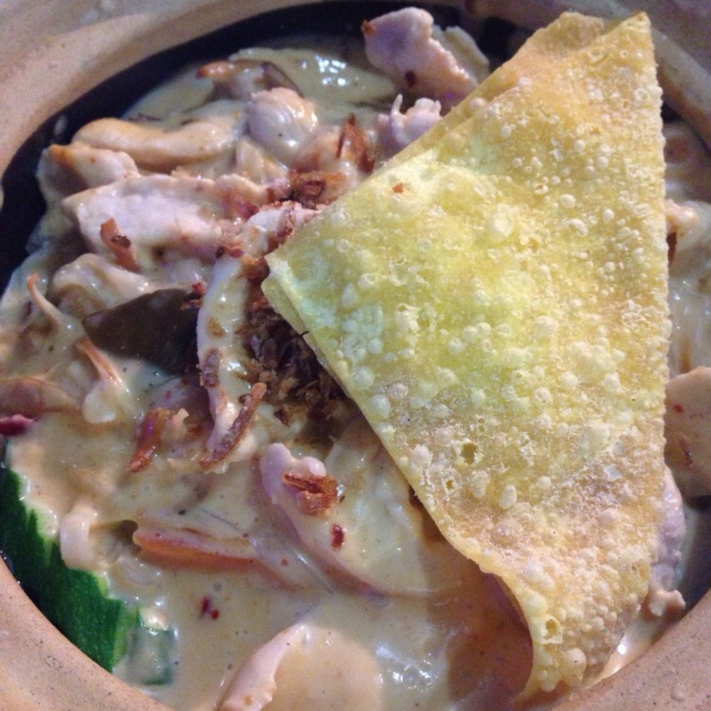 Thai Smile - Lak Sar with Noodle - Restaurants Near Me - Annerley, QLD