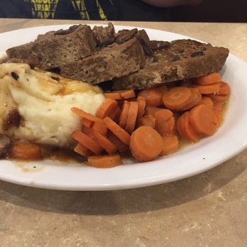 TooJay’s Deli * Bakery * Restaurant - Meatloaf with mashed potatoes and carrots. - Delis Near Me - Orlando, Florida TooJay’s Deli * Bakery * Restaurant - Meatloaf with mashed potatoes and carrots. - Delis Near Me - Orlando, Florida